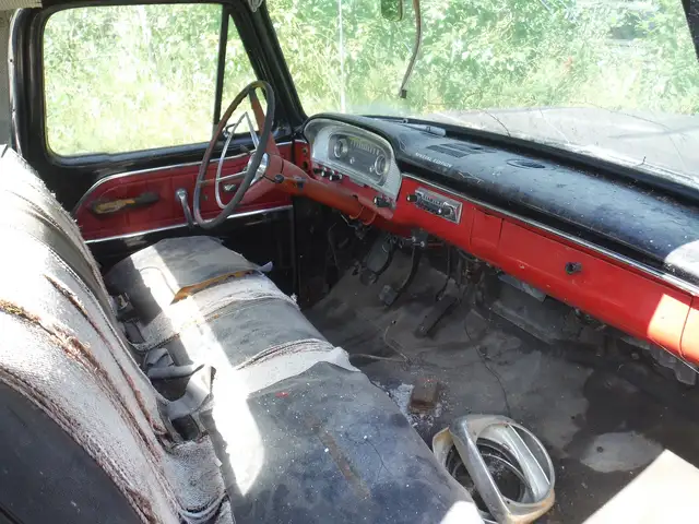 1964-6 Ford 1/2 ton trucks for parts or restoration!!!!! in Auto Body Parts in Regina - Image 7