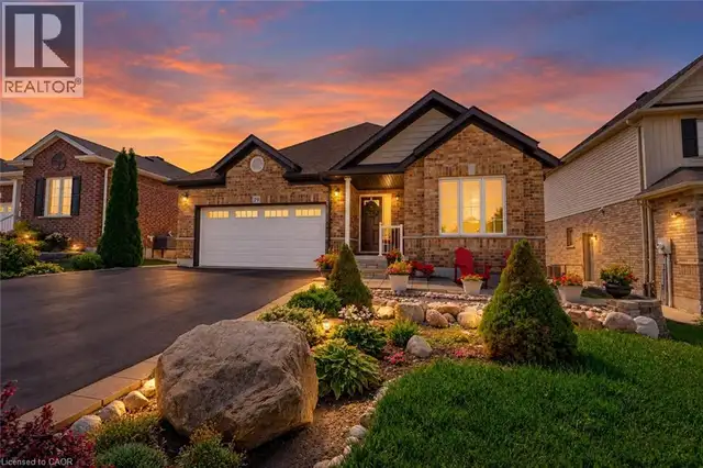 29 ENGLISH Crescent Plattsville, Ontario in Houses for Sale in Kitchener / Waterloo - Image 2