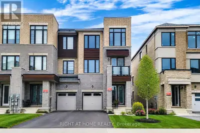Beautiful Sun Filled End Unit Townhome In The Most Prestigious Summerhill Estates Area In Newmarket....