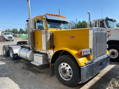 2005 Peterbilt 379L Extend-A-Hood, C15 Cat, MXS Engine, 475 HP, 18 Speed Transmission, 14,600 lb. Fr...