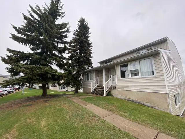 Clareview Apartment For Rent | Clareview Court Townhomes in Long Term Rentals in Edmonton - Image 16