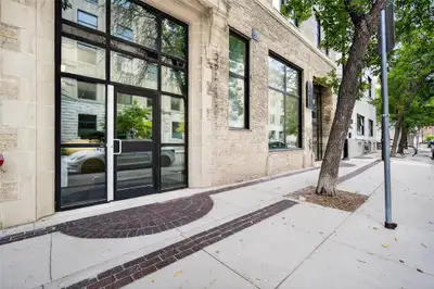 9A//Winnipeg/Showings Start NOW | Offers ANYTIME! | This charming and historic building is renowned...