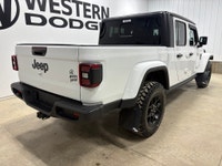 This 2024 Jeep Gladiator combines rugged truck capability with the open-air freedom Jeep is known fo... (image 6)