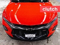 NO ACCIDENTS / CLEAN CARFAX / Brake Assist, Power Tailgate/Hatch, Auto Dimming Rearview Mirror and m... (image 6)