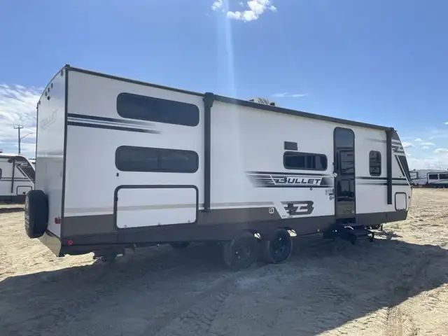 2025 Keystone RV Bullet Classic 2640BHWE in Travel Trailers & Campers in Edmonton - Image 30