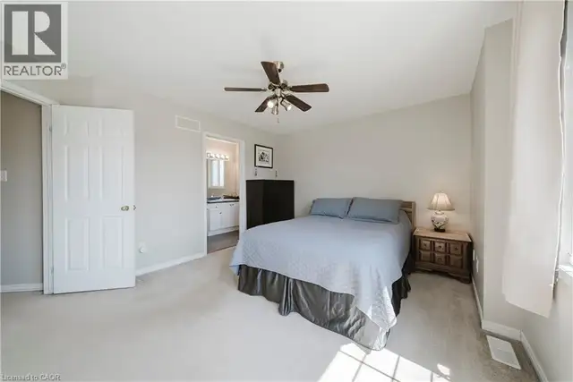 24 JOSEPH LICHTI Lane Baden, Ontario in Houses for Sale in Kitchener / Waterloo - Image 25