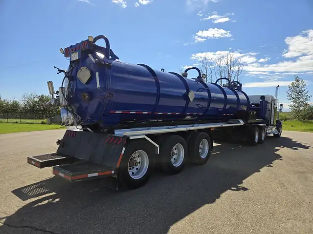 2013 KENWORTH T800 in Heavy Trucks in Saskatoon - Image 5