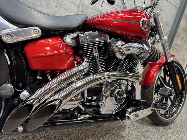 2013 Harley-Davidson Breakout 103 FXSB | Stage 1 in Sport Touring in Saguenay - Image 3