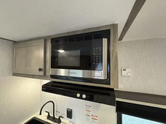 2026 ,Sun Lite,Sunset Park RV 13BD LTD in Travel Trailers & Campers in Kamloops - Image 12
