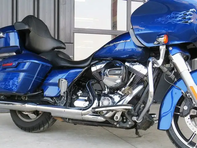 2016 Harley-Davidson FLTRXS - Road Glide Special in Sport Touring in Cambridge - Image 7