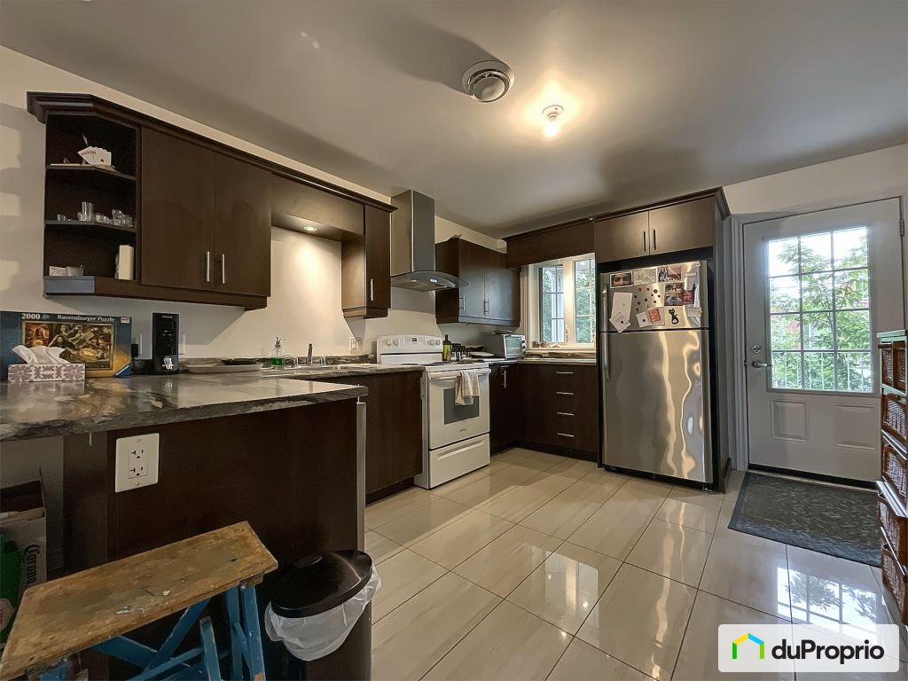 $594,000 - Quadruplex in Trois-Rivières (Trois-Rivières) — photo 2