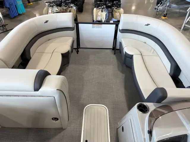 2025 Starcraft EXS-3Q in Powerboats & Motorboats in Saskatoon - Image 8