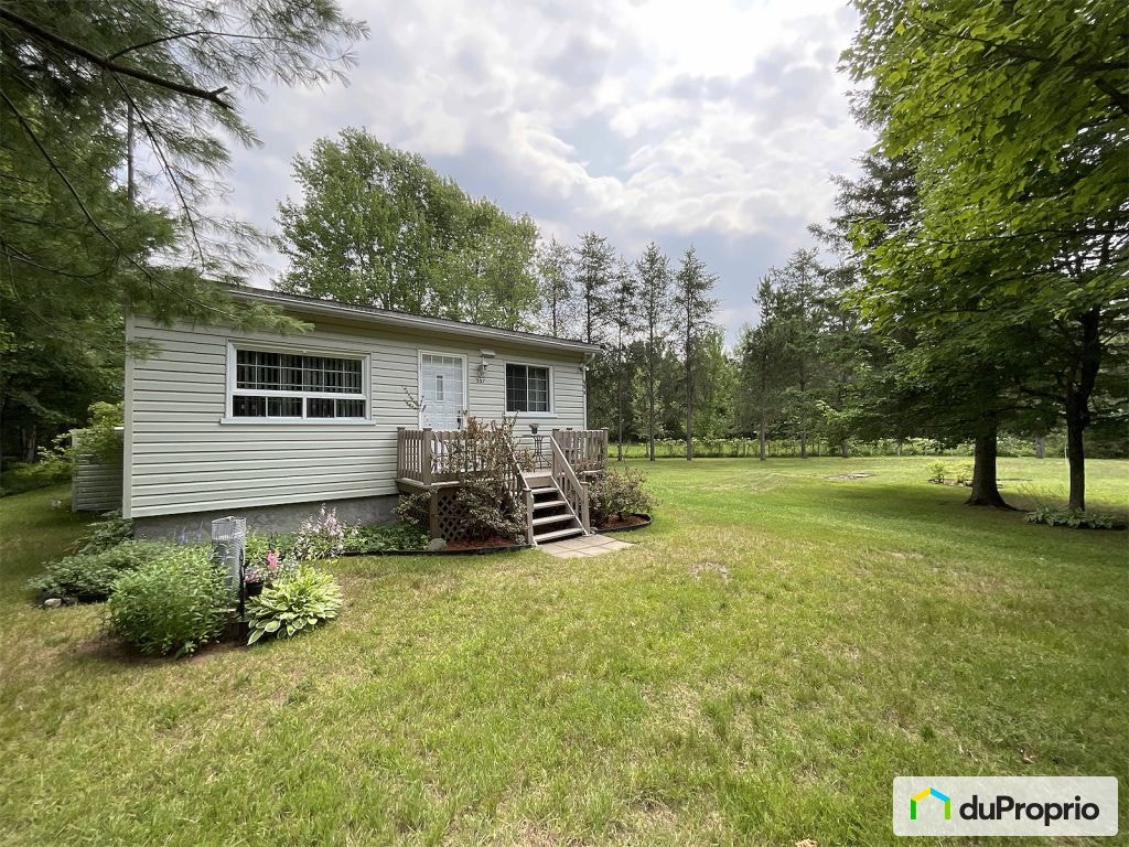 $240,000 - Cottage for sale in Pont-Rouge — photo 1