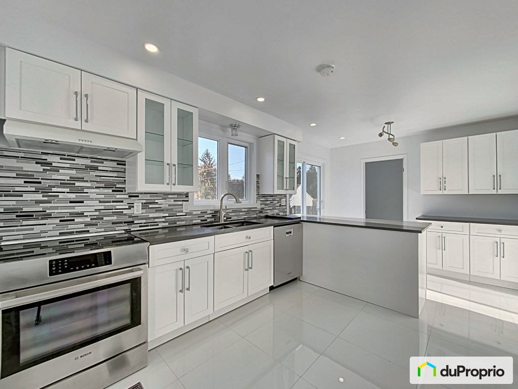 $1,100,000 - 2 Storey for sale in Pierrefonds / Roxboro — photo 1