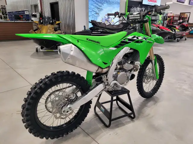 2025 Kawasaki KX250 Dirt Bike in Dirt Bikes & Motocross in Trenton - Image 4