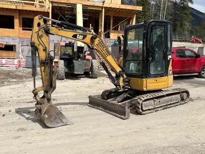 This item(s) are selling by Online Timed Auction Complete Dispersal for Prairie Pride Construction -...