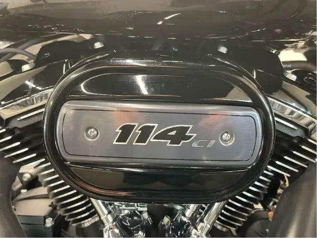 2021 Harley-Davidson Street Glide Special CANADIAN HARLEY/STAGE  in Sport Touring in North Bay - Image 17