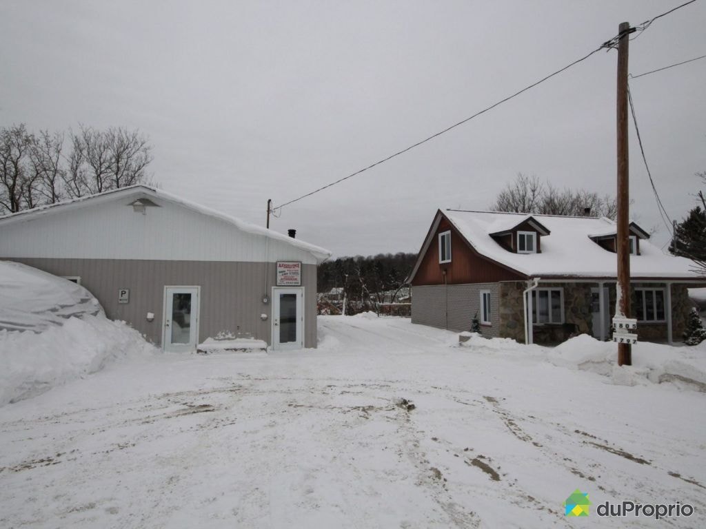 $399,000 - 2 Storey for sale in Sherbrooke (Fleurimont) — photo 1