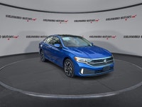 This Volkswagen Jetta has a powerful Turbo Gas 4cyl 1.5L engine powering this Automatic transmission... (image 1)