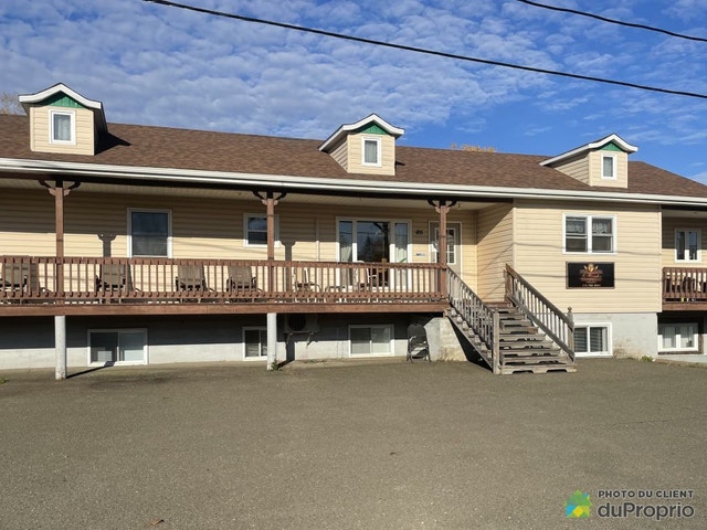 $1,200,000 - Bungalow for sale in Pointe-A-La-Croix — photo 1