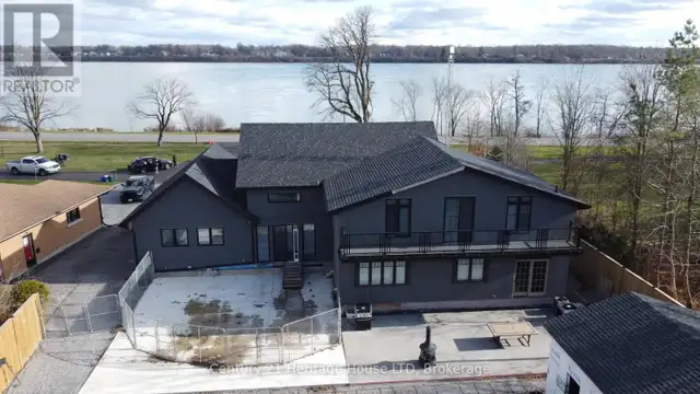 9785 NIAGARA RIVER PARKWAY Niagara Falls (Lyons Creek), Ontario in Houses for Sale in St. Catharines - Image 4