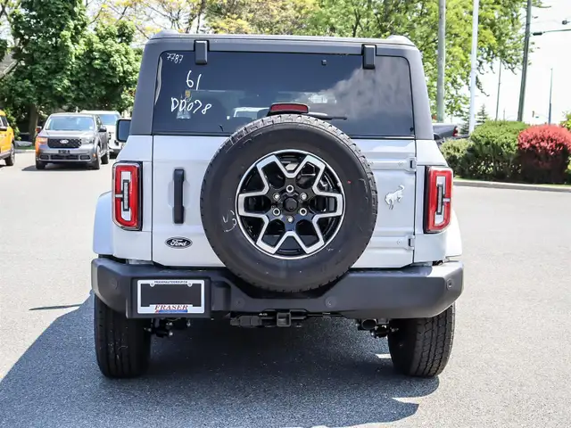 2026 Ford Bronco Outer Banks 4 Door 4X4 in Cars & Trucks in Oshawa / Durham Region - Image 6
