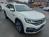 4Motion All Wheel Drive Execline Package R Line Package Red Leather Interior Digital Cockpit Panoram... (image 6)