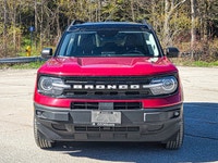 4x4 Drivetrain for versatile terrain handling - Leather Interior for premium comfort - Lane Departur... (image 4)
