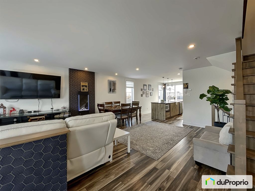 $659,000 - Semi-detached for sale in Ste-Marthe-Sur-Le-Lac — photo 3