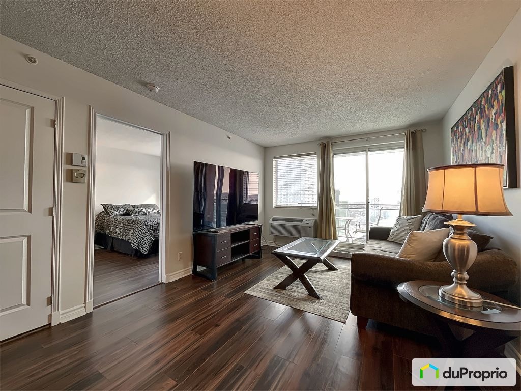 $479,000 - Condominium for sale in Longueuil (Vieux-Longueuil) — photo 3