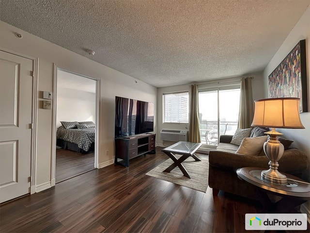 $479,000 - Condominium for sale in Longueuil (Vieux-Longueuil) — photo 3