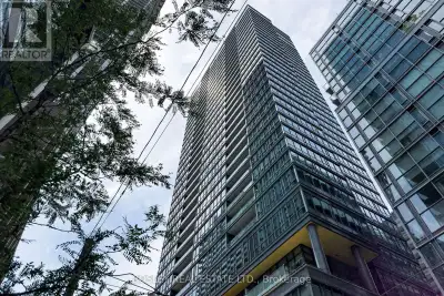 607 - 8 CHARLOTTE STREET Toronto (Waterfront Communities), Ontar