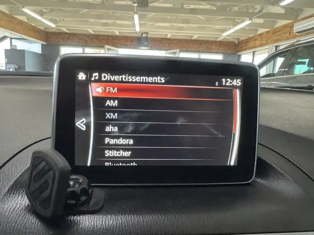 2015 Mazda Mazda3 4dr Sdn Man GS in Cars & Trucks in Longueuil / South Shore - Image 26