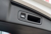 Turbocharged,MP3 Capability,Power Steering,Sun/Moonroof,Automatic Headlights,Power Mirror(s),Power L... (image 8)