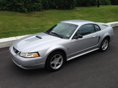 2000 Mustang GT -  4.6 Litre, Auto - Leather