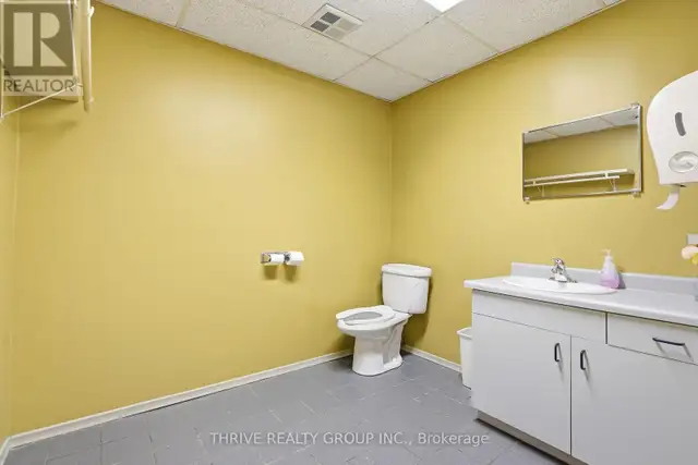 331 NEPTUNE CRESCENT London East (East J), Ontario in Commercial & Office Space for Rent in London - Image 18