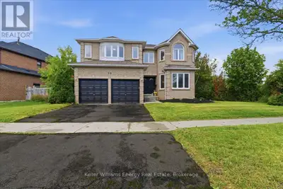 Your DREAM Home Awaits in the Heart of Pringle Creek! Welcome to one of Whitby's most sought-after n...