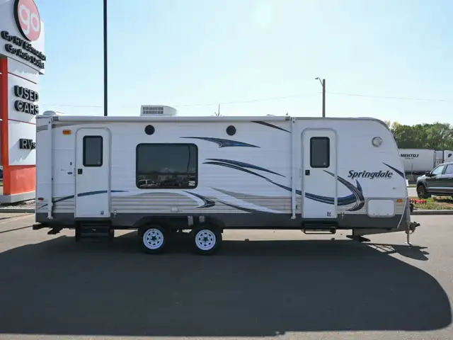 2013 Springdale 241 in Travel Trailers & Campers in St. Albert - Image 8