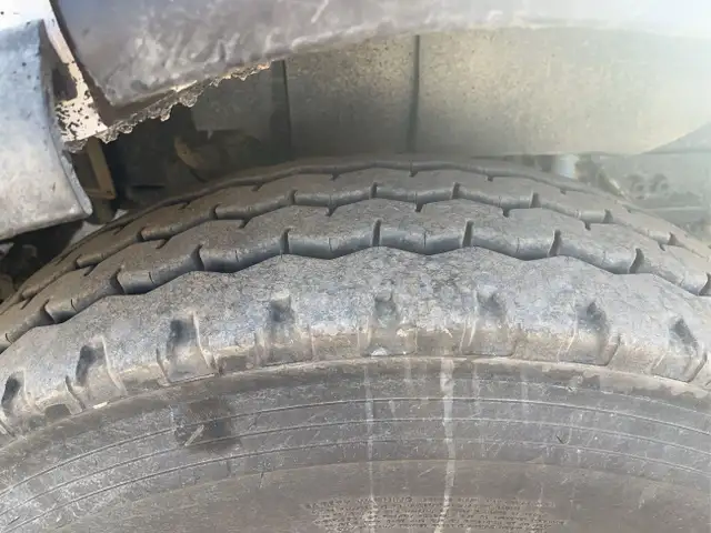 2016 Kenworth T800 in Heavy Trucks in Calgary - Image 11