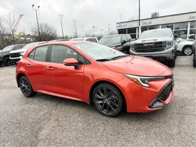 2025 Toyota Corolla Hatchback SE plus Made In Japan - 1 Owner - Clean Title Adaptive Cruise, Heated...