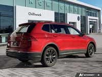 This Volkswagen Tiguan boasts a Intercooled Turbo Regular Unleaded I-4 2.0 L/121 engine powering thi... (image 7)