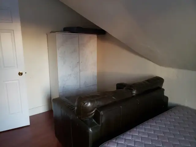 Room for rent in Tiverton in Room Rentals & Roommates in Owen Sound - Image 3