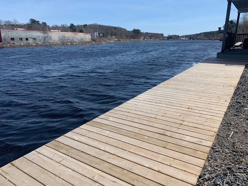 New Riverside 2 bedroom in Downtown Bridgewater available June 1 Long