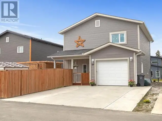 29 TANANA LANE Whitehorse, Yukon in Houses for Sale in Whitehorse - Image 3