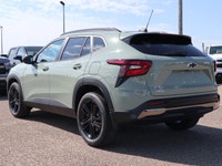 Brand New SUV Available in Lloydminster, Saskatchewan Alberta This 2026 Chevrolet Trax ACTIV is equi... (image 7)