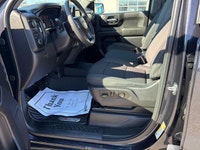 One Owner, 5.3L, Z71-Off Road Pkg W/Factory 2" Lift, Hard Tri-Fold Cover, Off-Road High Clearance St... (image 7)