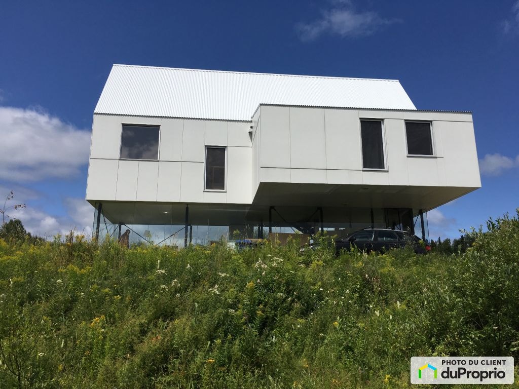 $499,700 - Cottage for sale in St-Ferreol-les-Neiges — photo 2