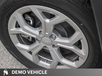 This Jeep Compass boasts a Intercooled Turbo Regular Unleaded I-4 2.0 L/122 engine powering this Aut... (image 8)