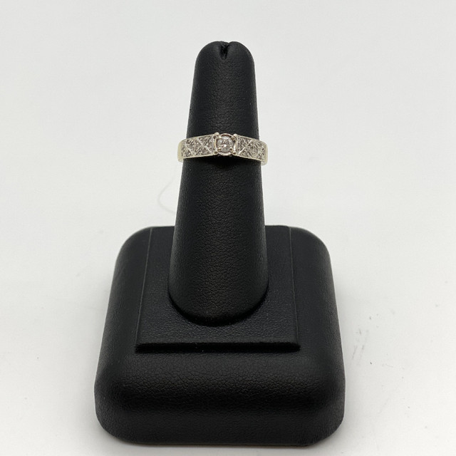 14KT White & Yellow Gold Diamond Ring w Band & Appraisal $930 in Other in Mississauga / Peel Region - Image 2