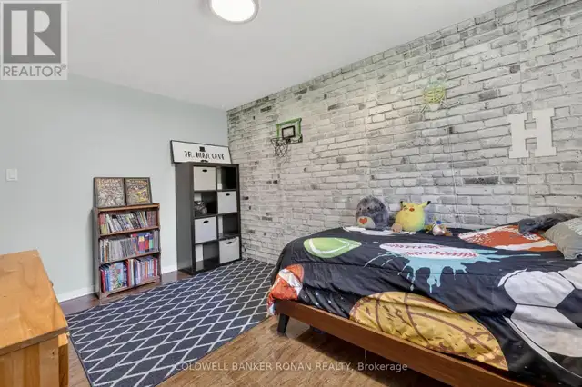 1959 SNOW VALLEY ROAD Springwater (Snow Valley), Ontario in Houses for Sale in Oakville / Halton Region - Image 23